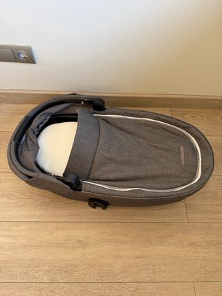 Silla y capazo Cybex Platinum casi nuevo