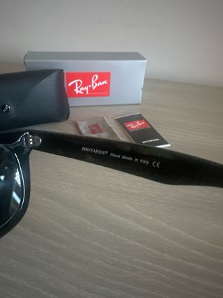 Occhiali da sole Ray-Ban Wayfarer neri