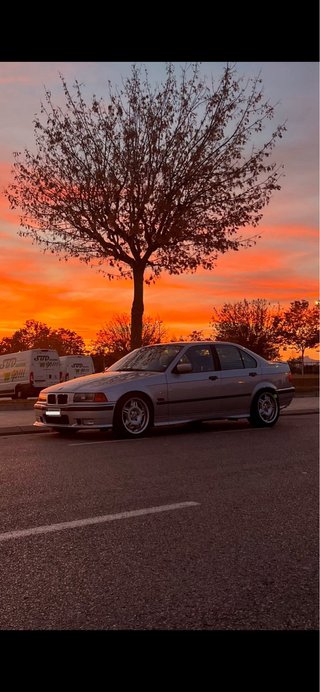 BMW e36 318is