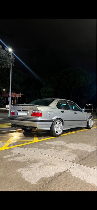 BMW e36 318is