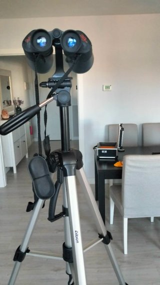 Prismáticos Celestron 15x70