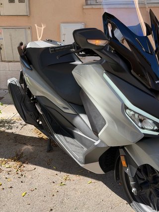Honda Forza 350 2024 Maxi-Scooter Reestreno