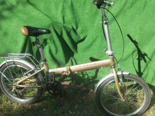 Bicicleta Plegable Urbana Dorada