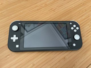 Nintendo Switch Lite Negra