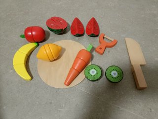 Juego Corta Frutas y Verduras Madera