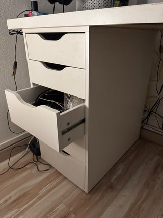 Mesa Ikea 2 metros con 2 cajoneras