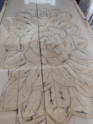 Mesa de madera con 6 sillas