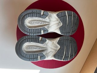 Zapatillas Calvin Klein CK Blancas y Negras