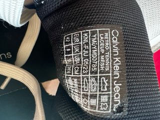 Zapatillas Calvin Klein CK Blancas y Negras