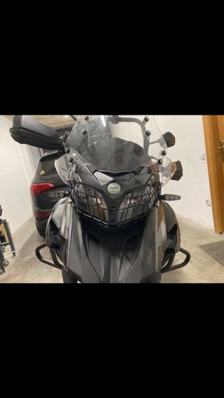 Protector Faro Moto Trk 502/502x Negro