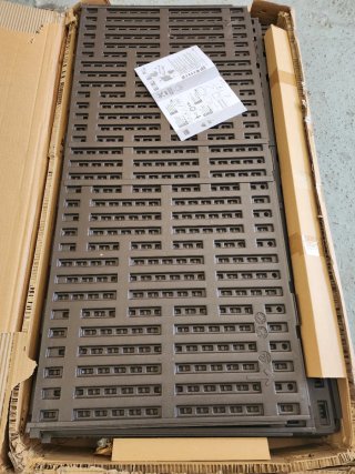 Arcón Almacenaje Exterior Amazon Basics Marrón