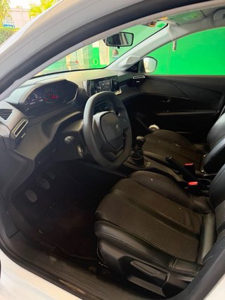 Peugeot 2008 2021