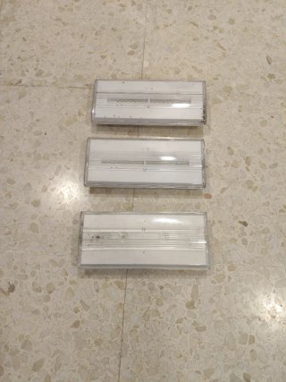 Luz de emergencia LED (3 unidades)