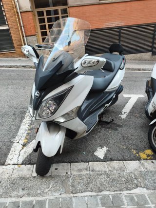 SYM JOYMAX 125i scooter