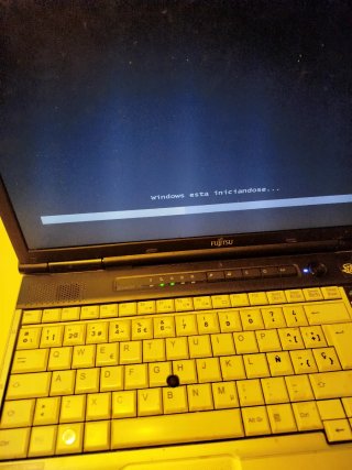Fujitsu Portátil Core i5 Windows 10 pro