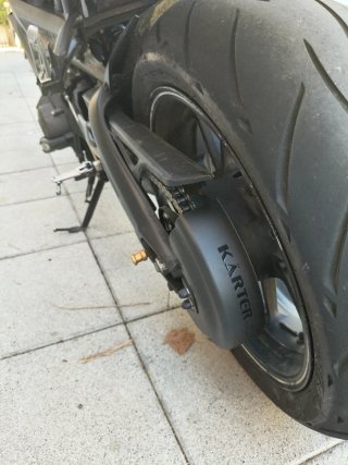 Yamaha MT-09 Negra y Dorada