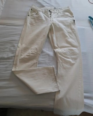 Pantalón vaquero blanco