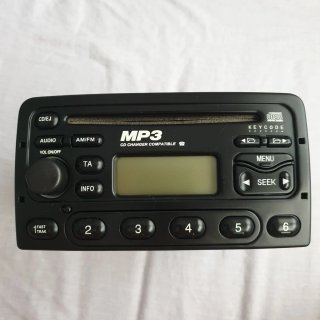 Radio Ford 6000 MP3 + Cargador CD