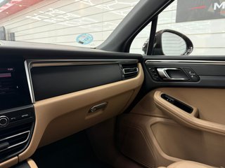 Porsche Macan 2021