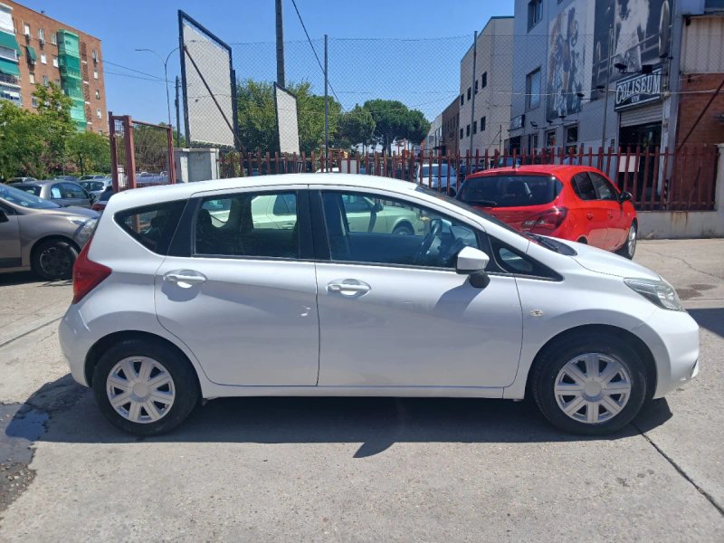 Nissan Note 2014, foto 2