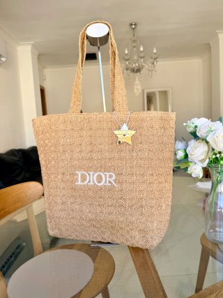 Conjunto Dior Bolso y Neceser Beige