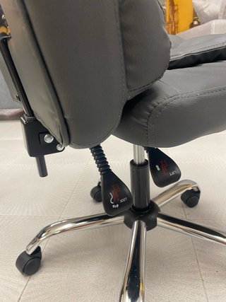 Silla de escritorio ergonómica gris
