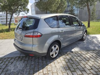 Ford S-MAX 2009