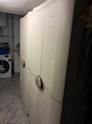 2 Armarios de plástico blanco