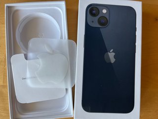 iPhone 13 Caja Negra