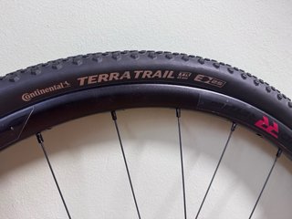 Juego de Ruedas Fulcrum Gravel + Cubiertas