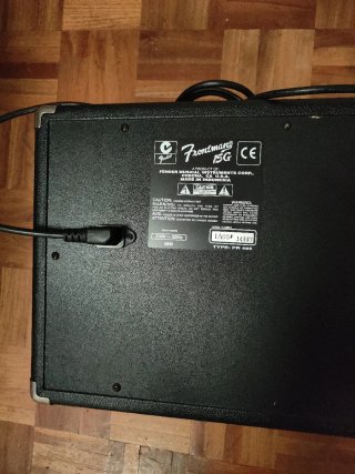 Amplificador Fender Frontman 15G