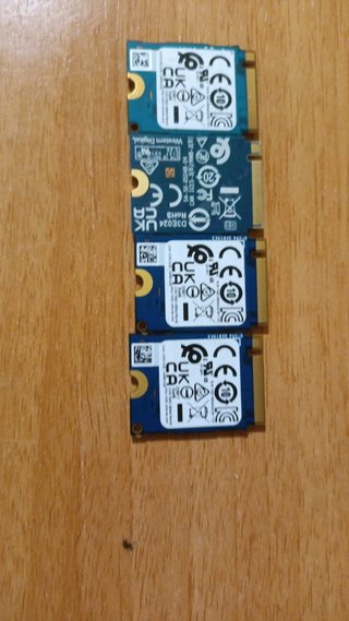 4 SSD NVMe M.2 2230 256GB Kioxia y WD