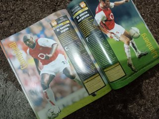 Libro especial 100 mejores futbolistas del momento
