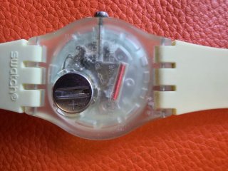 Reloj Swatch Mujer Beige/Blanco