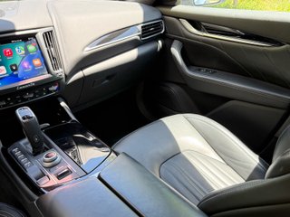 Maserati Levante Maserati Levante V6 350 HP AWD GranLusso