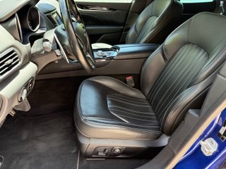 Maserati Levante Maserati Levante V6 350 HP AWD GranLusso