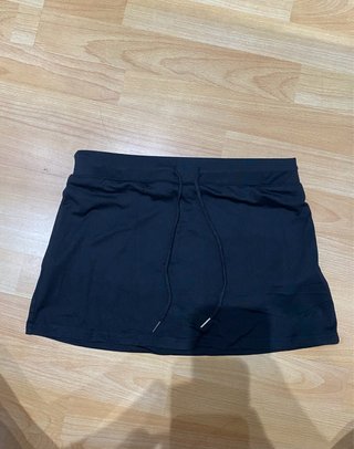 Falda pantalón negra