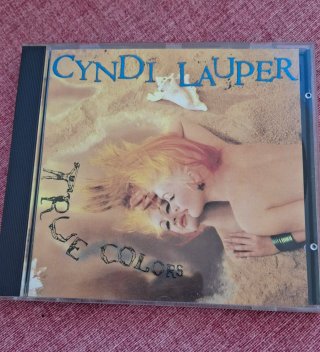 CYNDI LAUPER