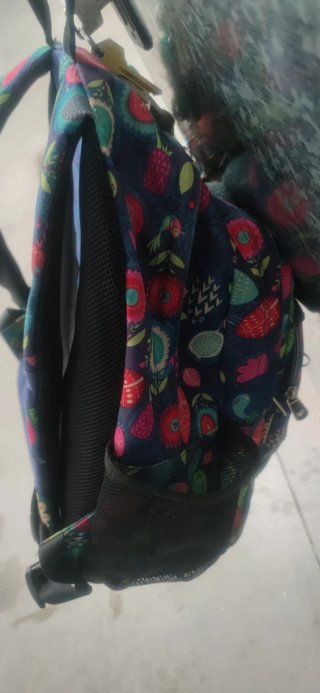 Mochila Totto con estampado floral como nueva