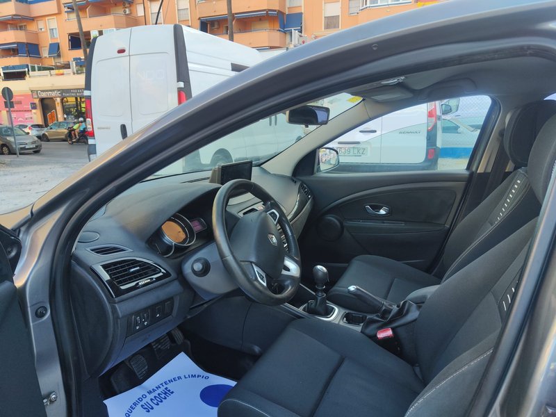 Renault Mégane 1.5 dCi Dynamique 2012, foto 9