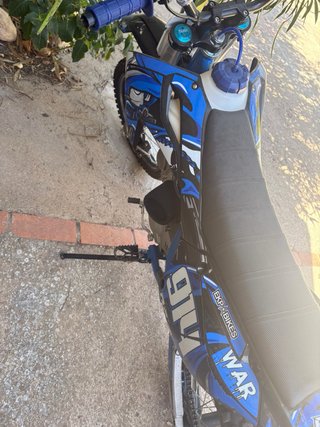 Moto de circuito PGR 914