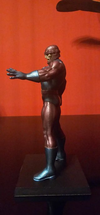 CENTINELA - FIGURA ESPECIAL PLOMO