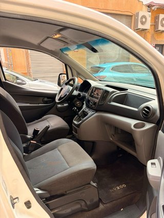 Nissan NV200 2017
