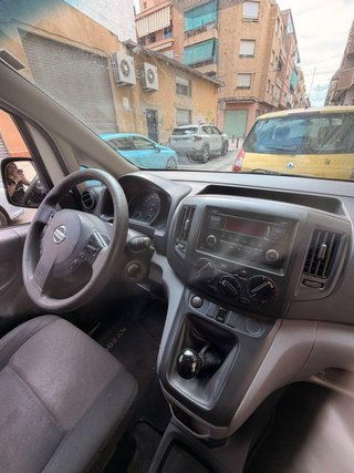 Nissan NV200 2017