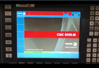 Fresadora CNC LAGUN