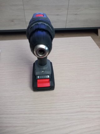 Taladro KRAFTIXX 18V 2.0 Ah + Cargador