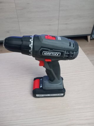 Taladro KRAFTIXX 18V 2.0 Ah + Cargador