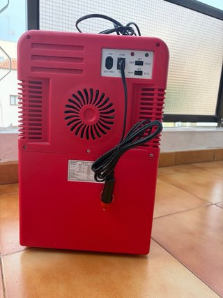 Mininevera portátil / Frigorífico termoeléctrico