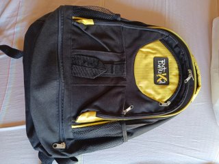 Mochila Batuka Negra y Amarilla