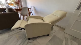 Sillón reclinable de descanso beige